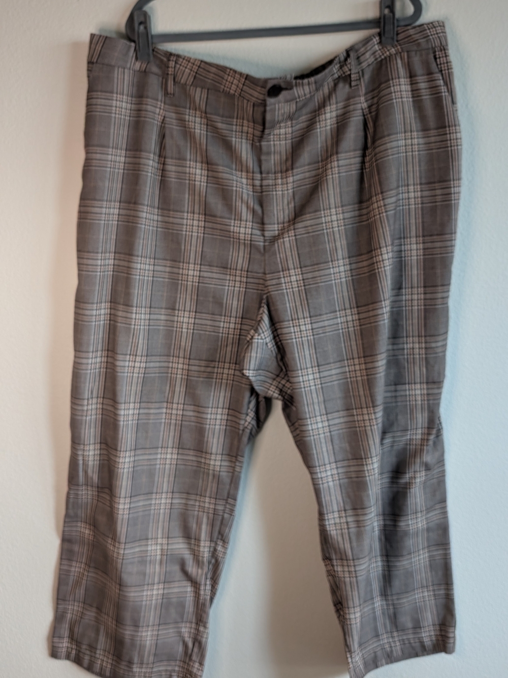 Classic Men's Plaid Dress Pants in Brown